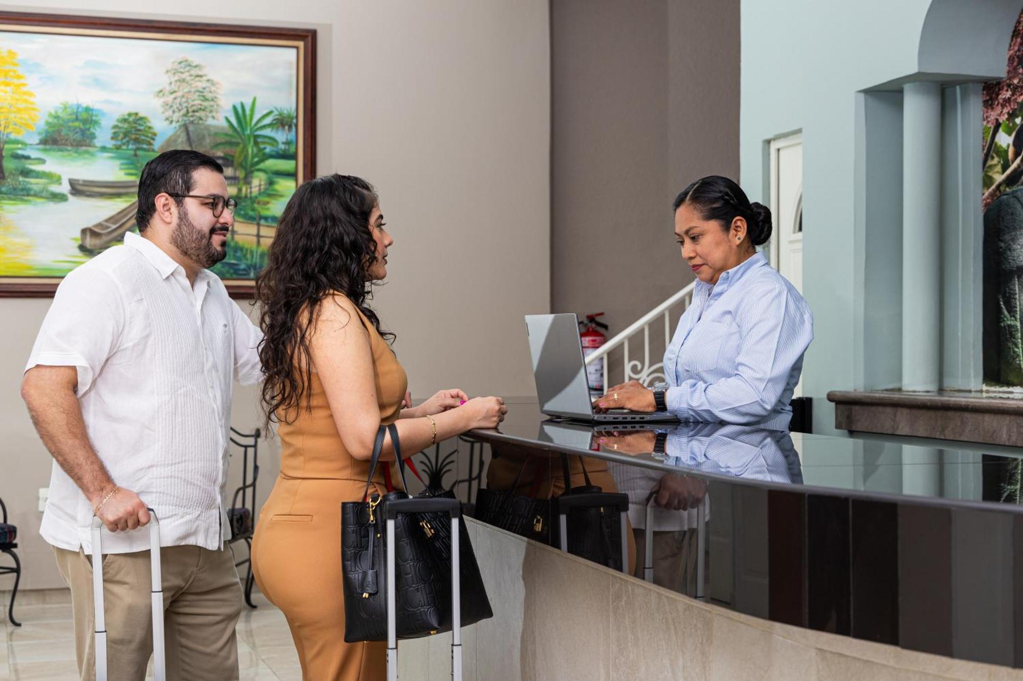 Hotel San Juan Centro Villahermosa Eksteriør billede